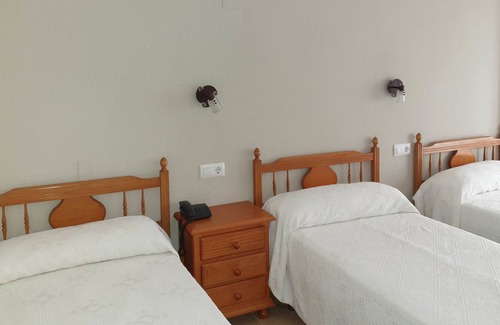 Molino del Chirrete House | Hostal Señora María