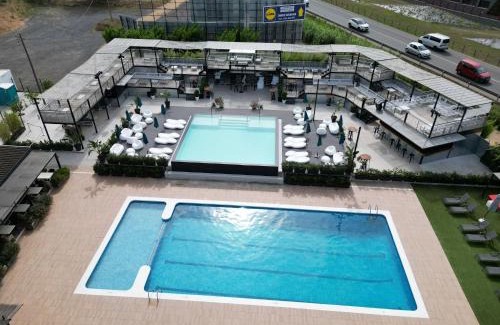 Palafolls House | Hostal SolFina