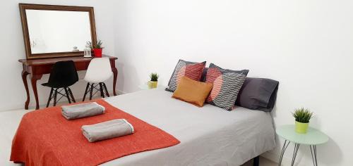 L'Hospitalet de Llobregat Hotel | Hostal Urban Basic