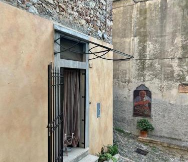 Borgio Verezzi Apartment | Hostdomus - Perla nel Borgo