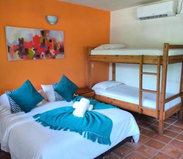 San Jeronimo Hotel | Hosteria Guaracú