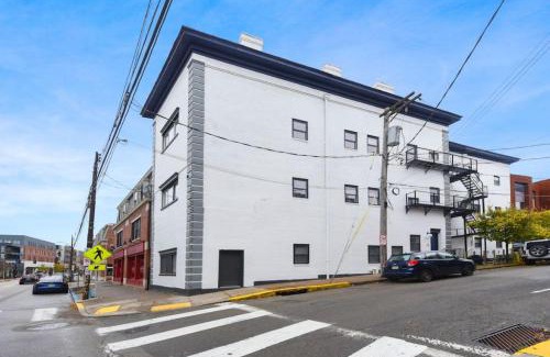Lower Lawrenceville Apartment | HostWise Stays - Butler St, Off-Street Parking, Brand New!