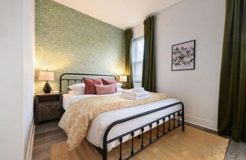 Lower Lawrenceville House | HostWise Stays - Pet Friendly, King Bed, 2BR 2BA Home