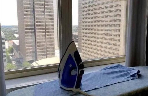 SoNo Condo | HOT LANTA Inner City Luxury Condo Decent and Comfy