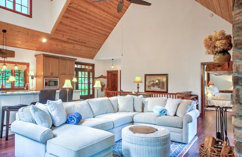 Marshall House | Hot Springs Hideaway unwind and reconnect with nature