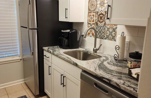 Hot Springs Village House | Hot Springs Village, Hermosa at DeSoto Courts! Swim Golf Fish Explore Trails!