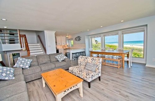 Pine Knoll Shores Condo | HOT SUMMER DEALS FOR MAY & JUNE ON THIS GORGEOUS OCEAN FRONT CONDO!