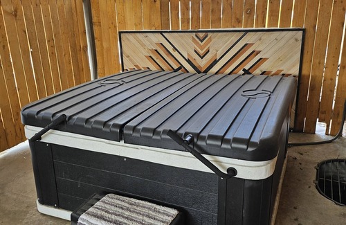 Littleton House | HOT TUB, 420 FRIENDLY, RV PARKING & GREAT LOCATION