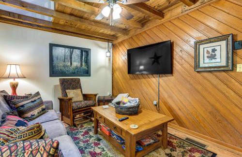 Maggie Valley House | Hot Tub and Fire Pit Cozy Cabin in Maggie Valley