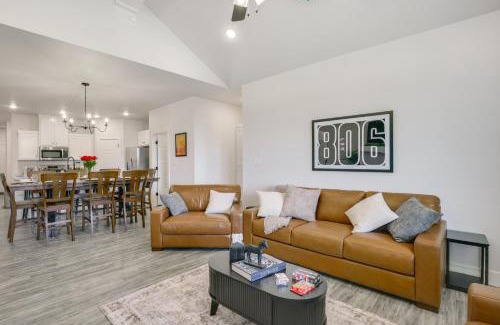 Lubbock House | Hot Tub and Game Room Raider Resort in Lubbock