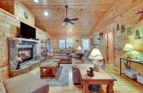 Blue Ridge House | Hot Tub and Game Room Blue Ridge Getaway
