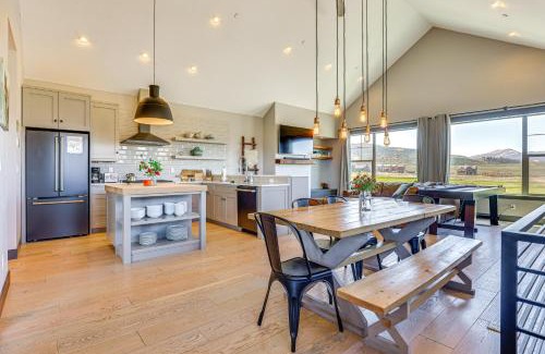 Grand Elk Ranch House | Hot Tub and Mtn Views Townhome in Granby!