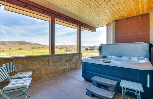 Grand Elk Ranch House | Hot Tub and Mtn Views Townhome in Granby!