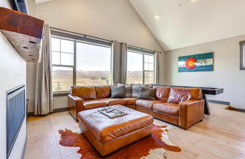 Grand Elk Ranch House | Hot Tub and Mtn Views Townhome in Granby!