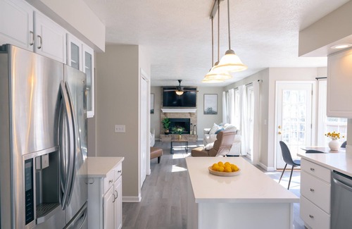 Granger House | *Hot Tub and Pool*2860ft²*King Bed*65" TV*1000Mbps