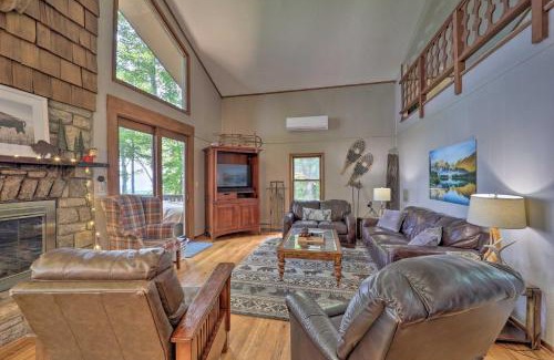 Beech Mountain House | Hot Tub and Scenic Views Beech Mountain Retreat