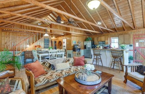 Chesapeake Ranch Estates-Drum Point House | Hot Tub + Beach Access: Lakefront Getaway in Lusby