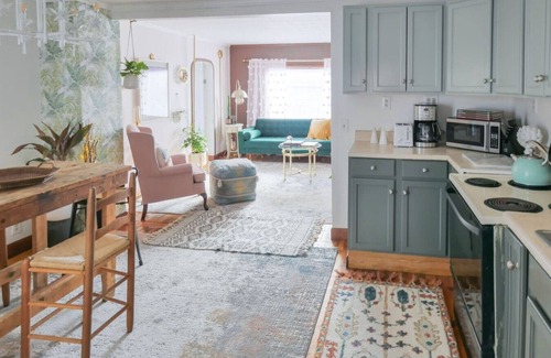 Centennial Apartment | Hot Tub | Bohemian Bungalow | Restaurants + Shops