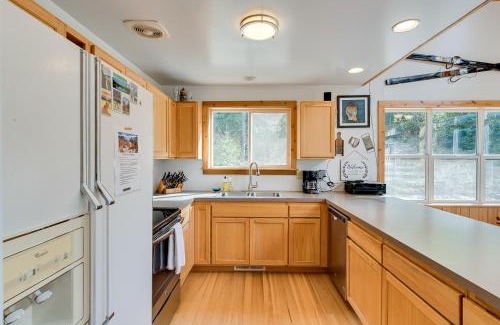 Leavenworth Ski Chalet | Hot Tub Cool Views: Roaring Creek Cabin