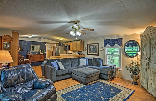Grove House | Hot Tub & Deck: Tranquil Home Near Grand Lake
