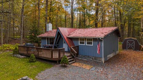 Pocono Lake House | Hot Tub Fire Pit Dog Friendly