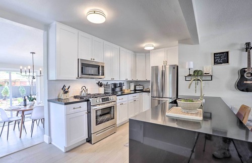 Old Southwest House | Hot Tub, Fire Pit: Midtown Reno Oasis!