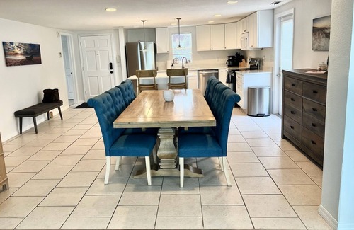 Flor-a-mar House | Hot Tub for 6, Canal Front/Boat dock, Fishing, Kayaking, nearby Beach
