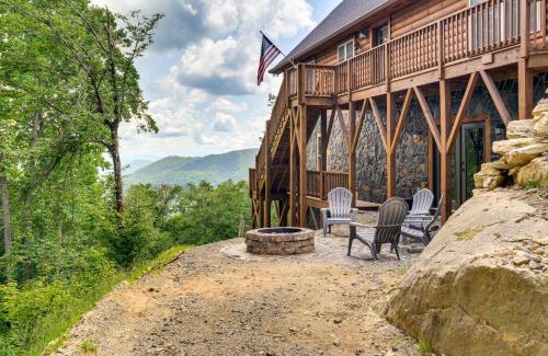 Wolf Laurel House | Hot Tub, Game Room and Views Mars Hill Mtn Retreat!