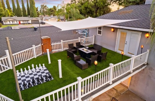 Visalia House | Hot tub, Game Room, Outdoor Kitchen & much more!