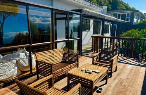 Kaikoura House | Hot Tub, Great Views, Close to Beach