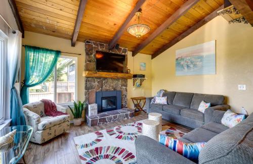 Waldport House | Hot Tub, Grill and Views Waldport Getaway!