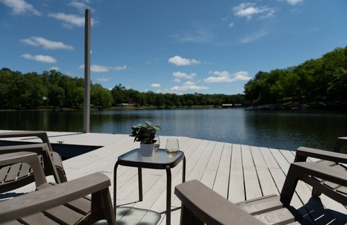 Jasper House | Hot Tub! Hidden Kayak Cove -2 Masters, Kayaks, Fire pit, & Game Room