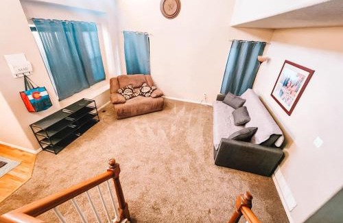 Fountain Villa | Hot Tub, King Beds, Pet Friendly Close to I25