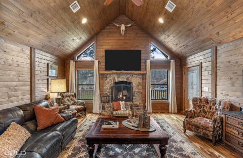 Shreveport House | Hot Tub, Log Cabin, Lake Front, Fireplace