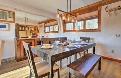 Birch Hill Condo | Hot Tub & Moan Mtn Views: North Conway Townhouse