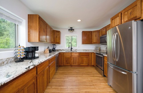Pagosa Hills House | Hot Tub & Mtn Views - Peaceful Pagosa Springs Retreat Minutes to Town & Trails