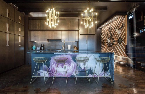 Talbot's Corner House | Hot Tub, Rooftops, Skyline Views, Mins to Stadium