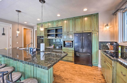 Twin Falls House | Hot Tub & Snake River Views at Twin Falls Home
