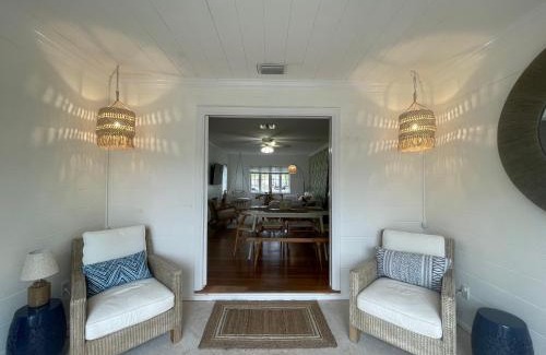 Palm Beach - West Palm Beach Villa | Hot tub, tiki bar, outdoor shower, near Intercoastal Waterway!