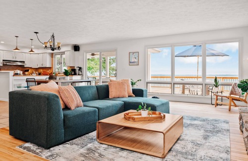 Traverse City House | Hot Tub & West Bay Waterfront Sunrises - All Decked Out