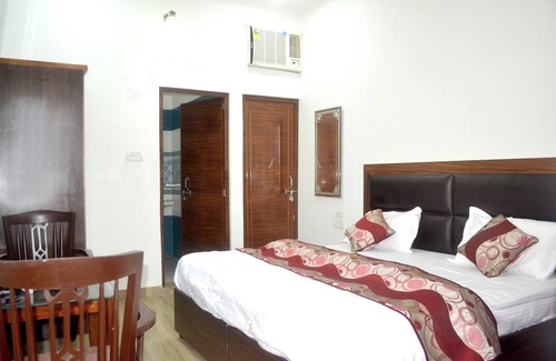 Bharatpur Hotel | Hotal Royal Restaurant and Bar