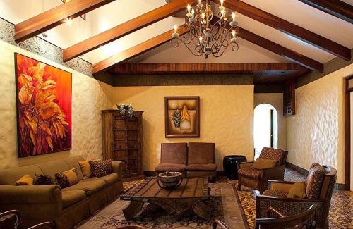 Agonia Hotel | Hotel 1915 INN & SUITES