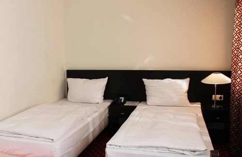 Kaiserlei Hotel | Hotel Aariana