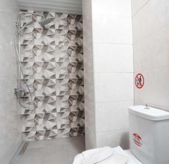 Kriopigi Hotel | Hotel Adonis