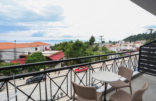 Kriopigi Hotel | Hotel Adonis