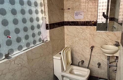 Hari Nagar Hotel | Hotel Akash Continental