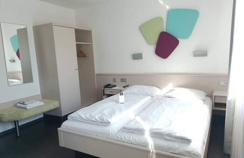 Herzogenaurach Hotel | Hotel Akazienhaus