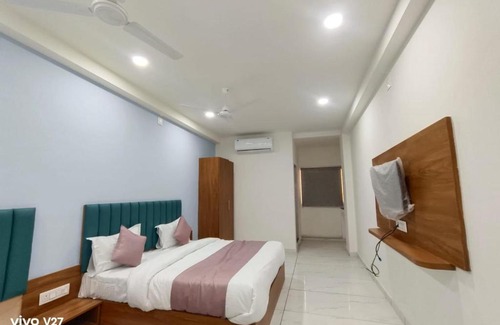 Anand Hotel | Hotel Akruti Inn