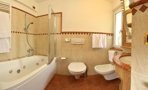 Moena Hotel | Hotel Alle Alpi