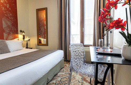 Centre Ville Hotel | Hôtel Alpha Paris Eiffel by Patrick Hayat